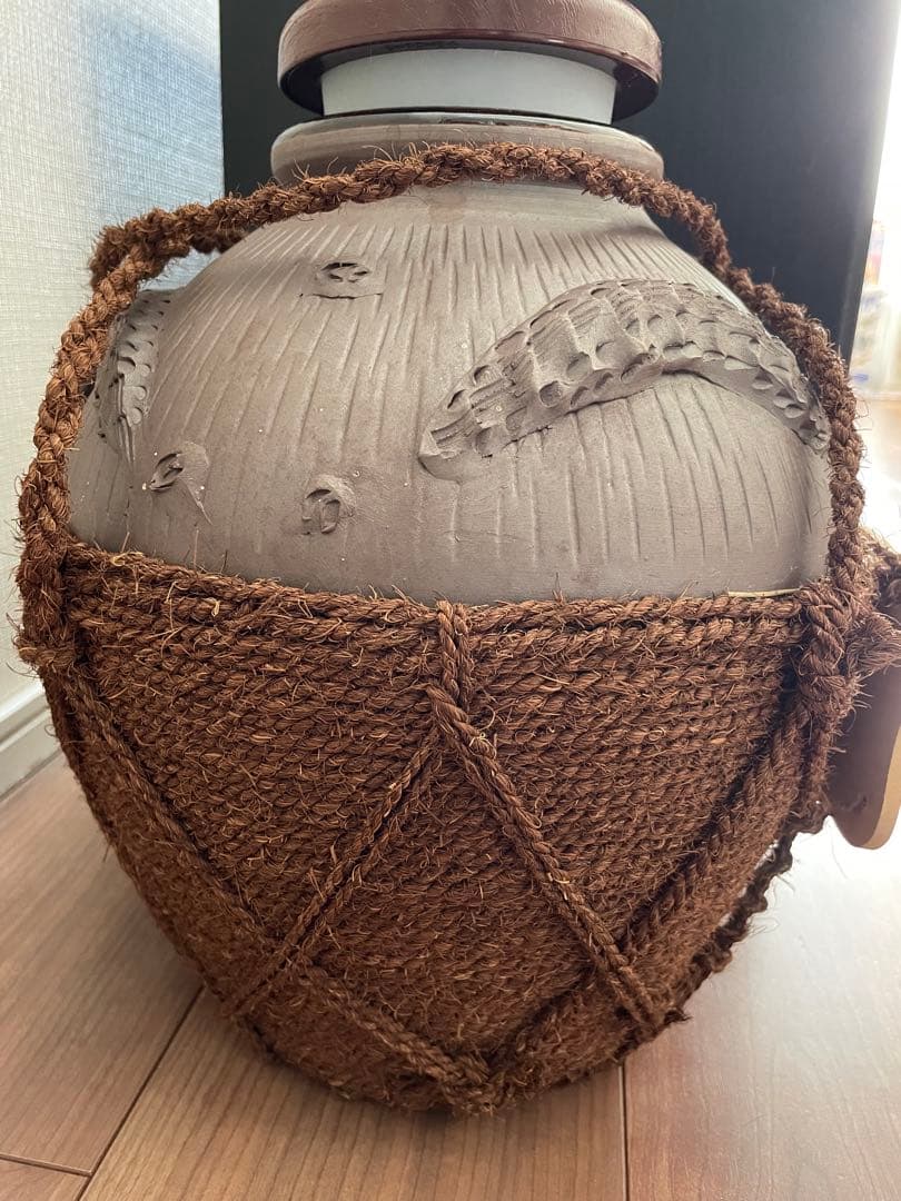 沖縄　泡盛　縄巻　龍　壺　陶器