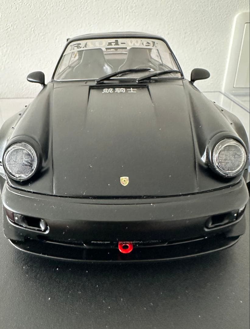 SOLIDOポルシェRWB ダース・ベイダー ミニカーブラック1/18