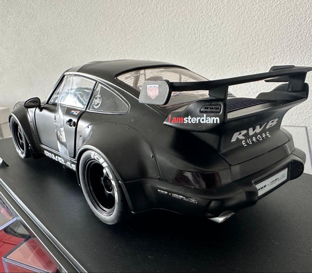 SOLIDOポルシェRWB ダース・ベイダー ミニカーブラック1/18