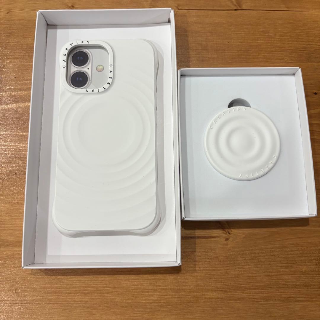 CASETiFY ウェーブ シリコン iPhone16ケース　グリップスタンド付