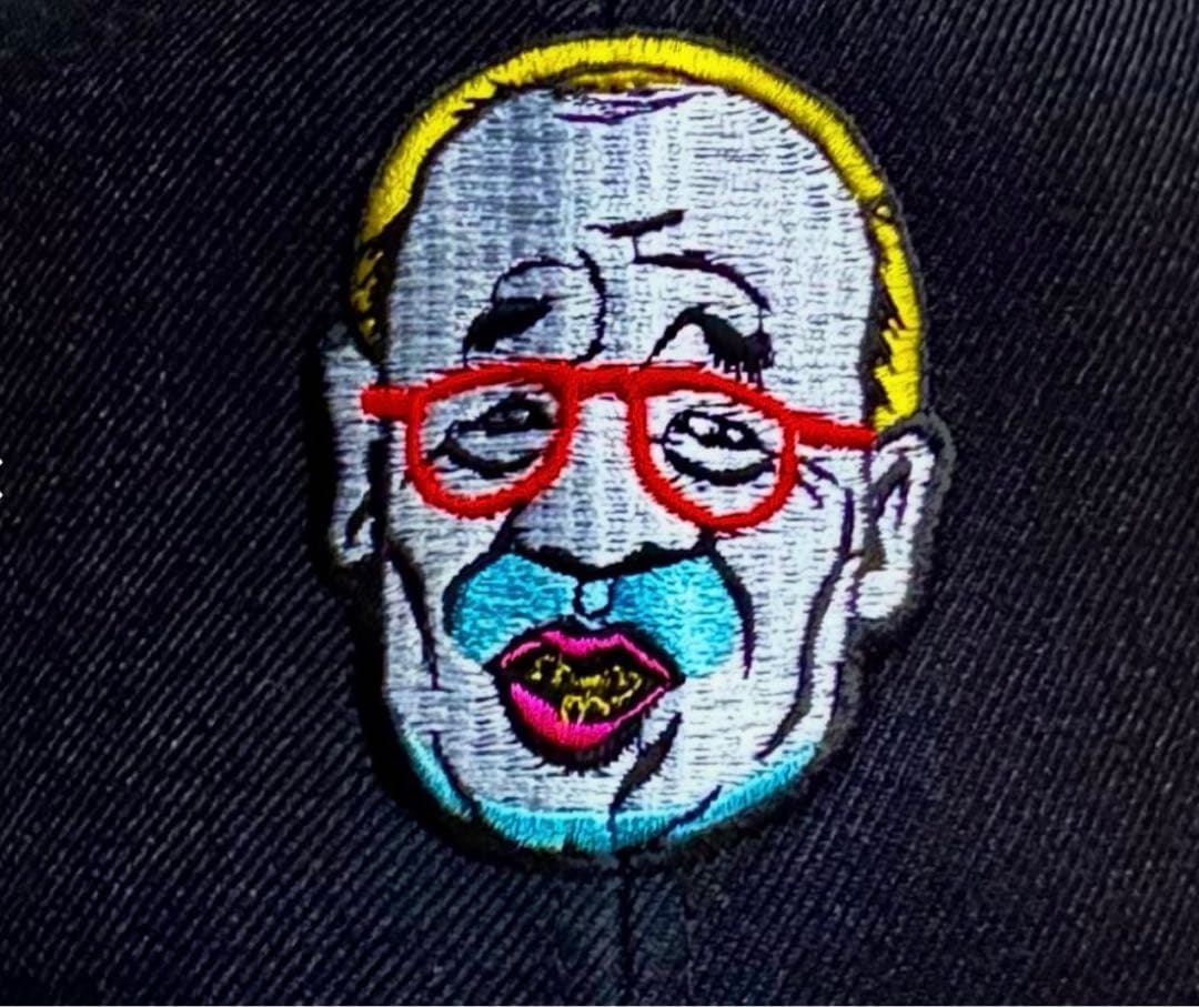 DCパンパン師匠キャップちゃん　ぶてぃっく紫歯茎