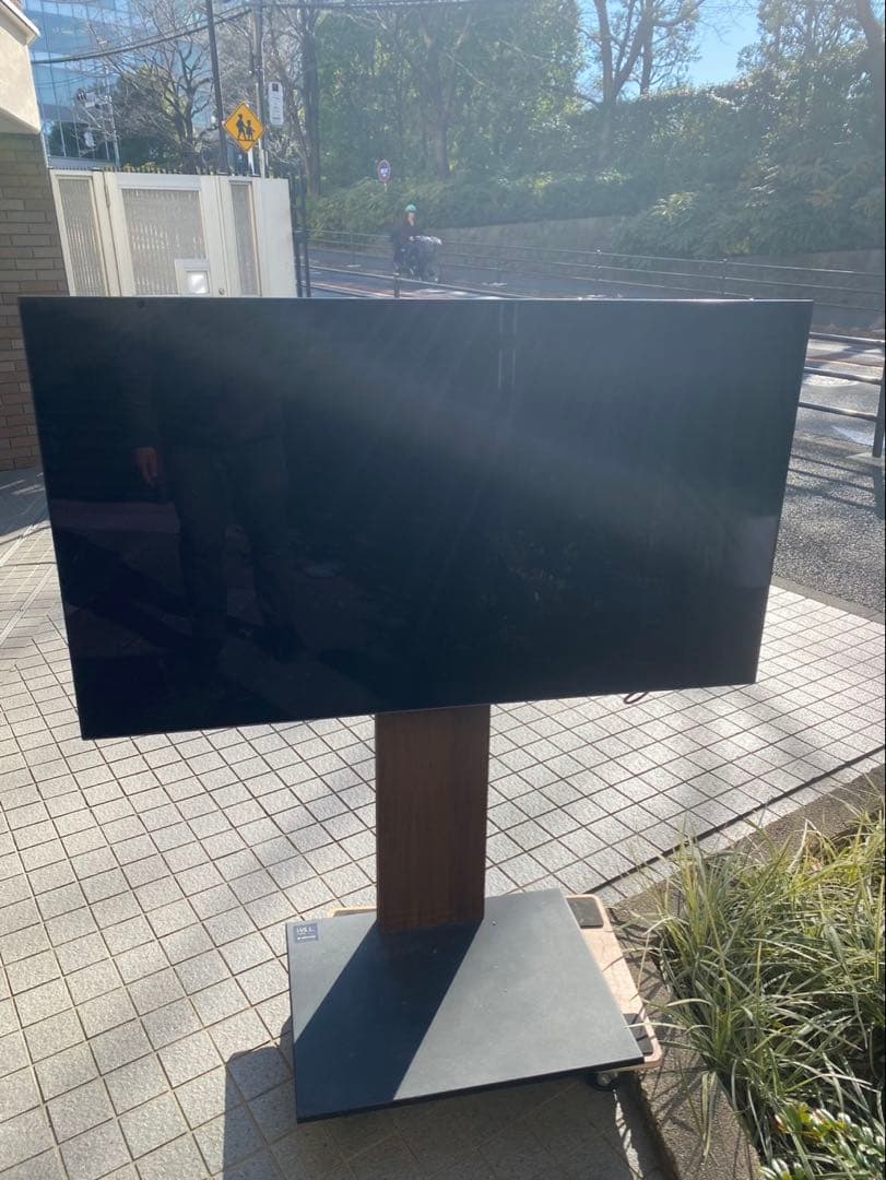 55型 有機ELテレビ スタンド付き　東京引取限定