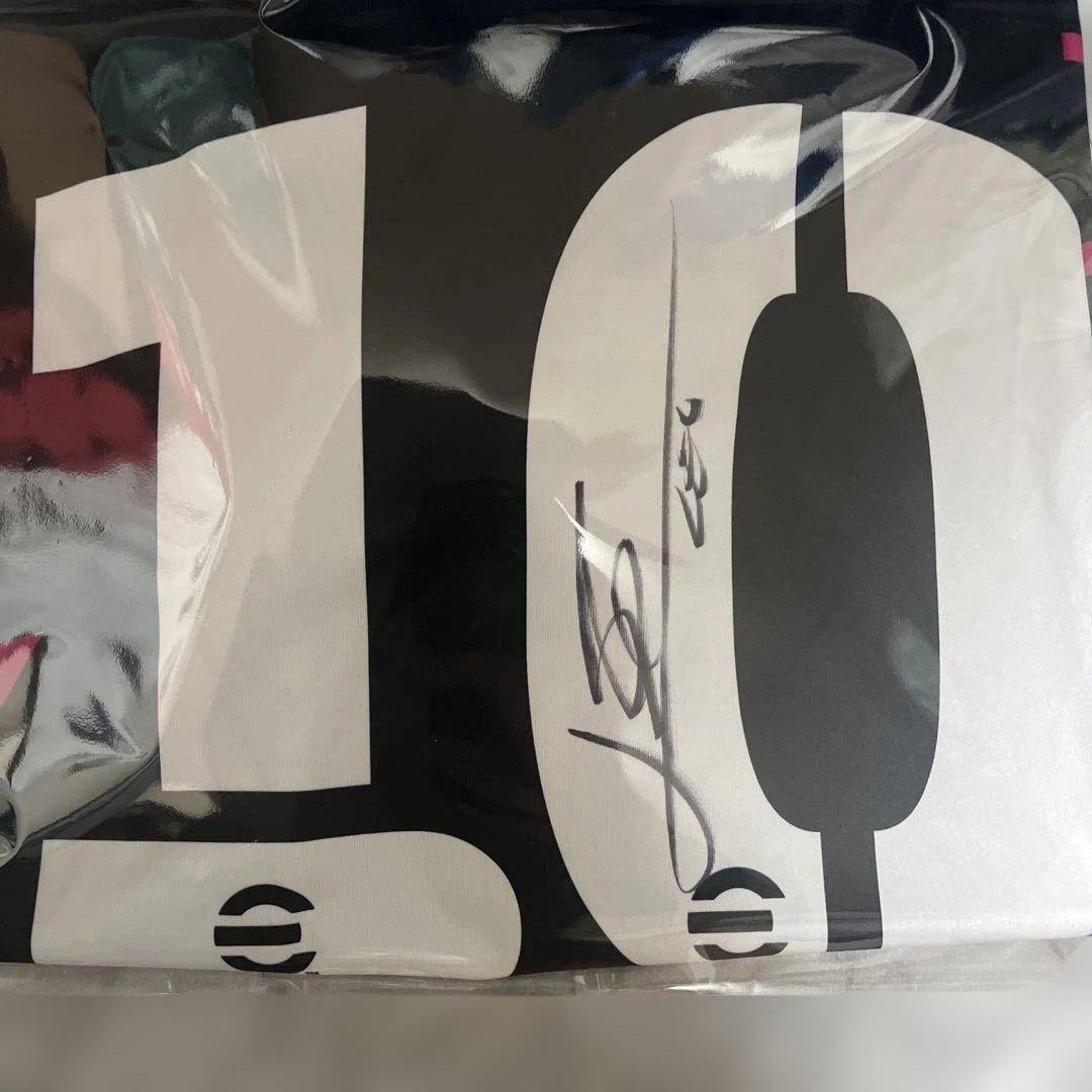 リオネル メッシ 直筆サインユニフォーム eFootball™️ 世界限定3枚