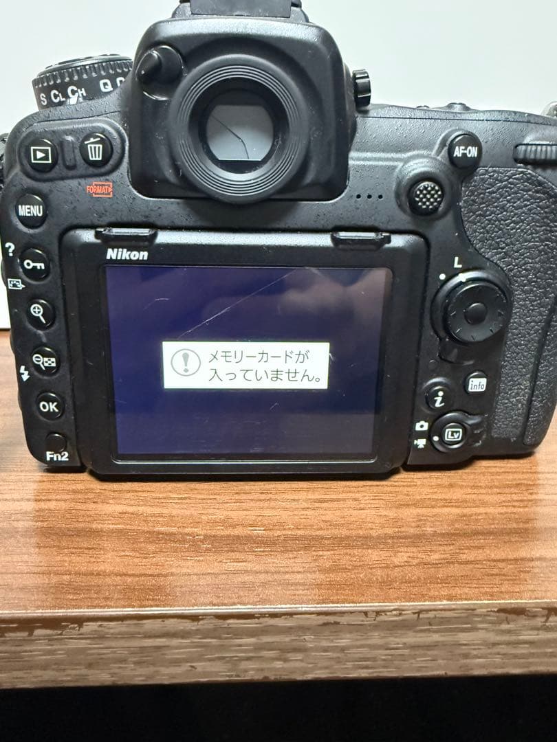 Nikon デジタル一眼レフ、バッテリー、レンズ