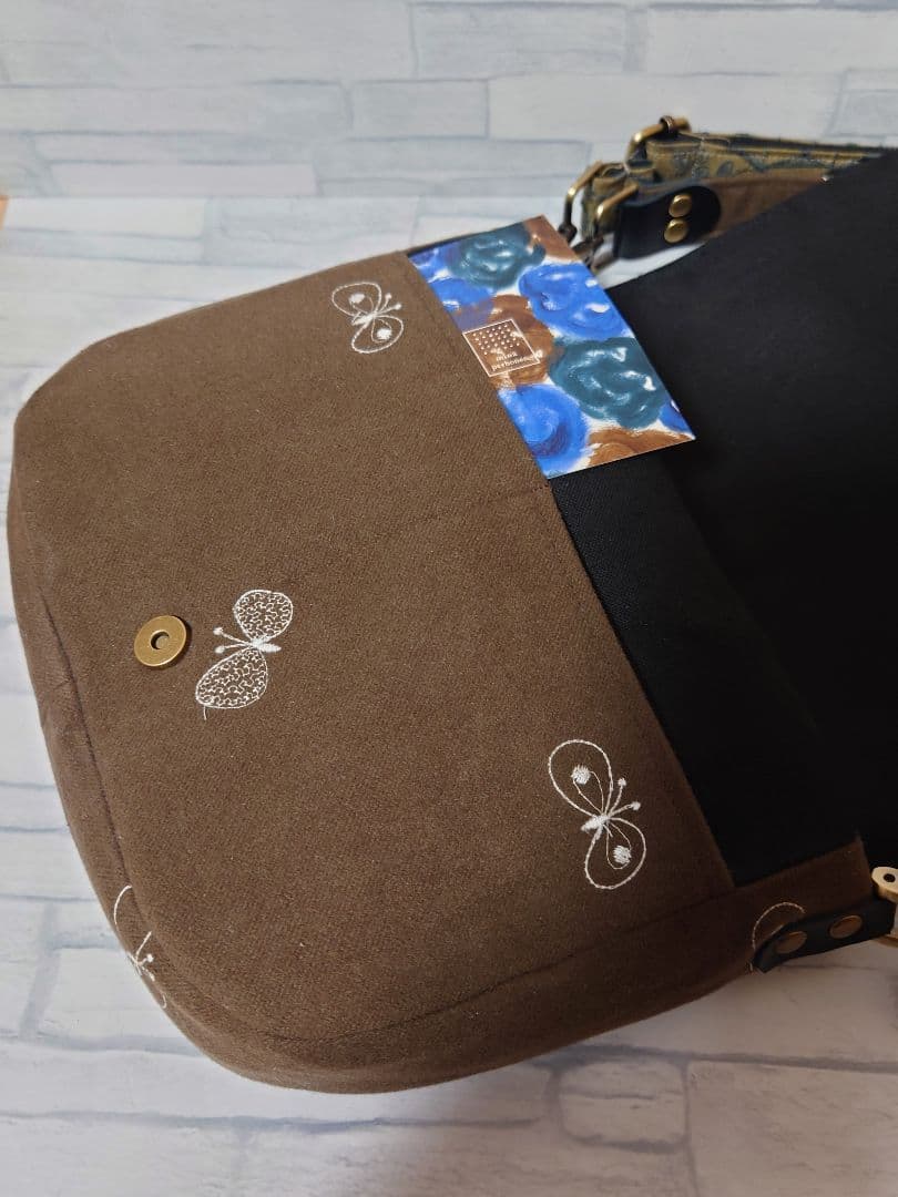 symphony khaki ミナペルホネン フラップショルダーバッグ