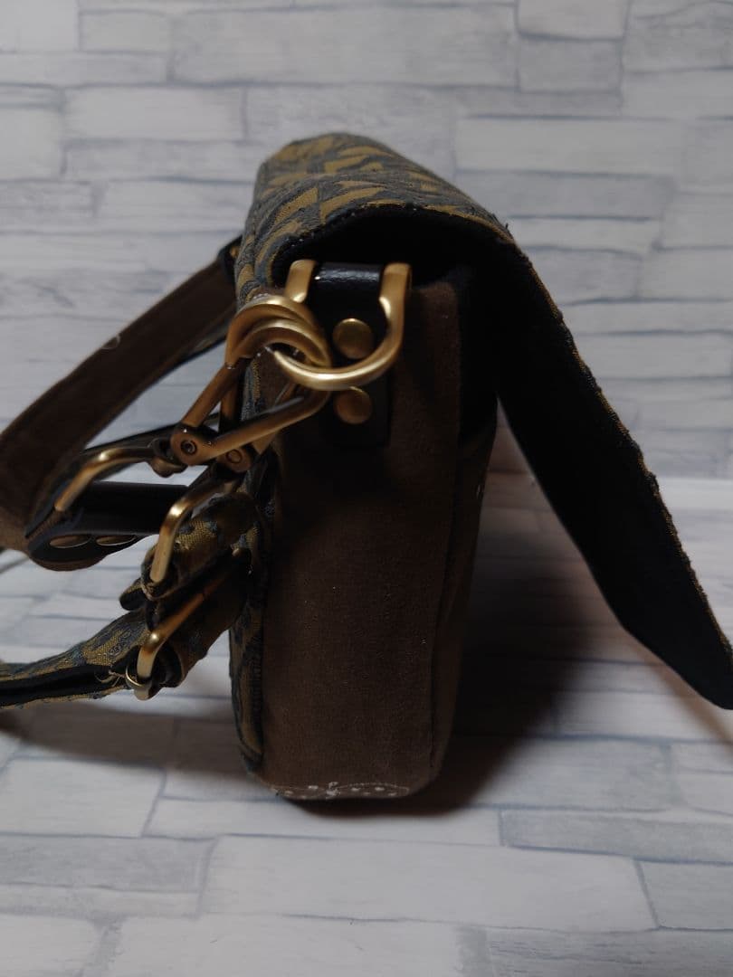 symphony khaki ミナペルホネン フラップショルダーバッグ