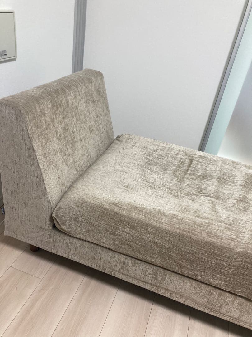 【極美品】送料込 KEYUKA 1人用 アームレスソファー カウチ ベージュ系