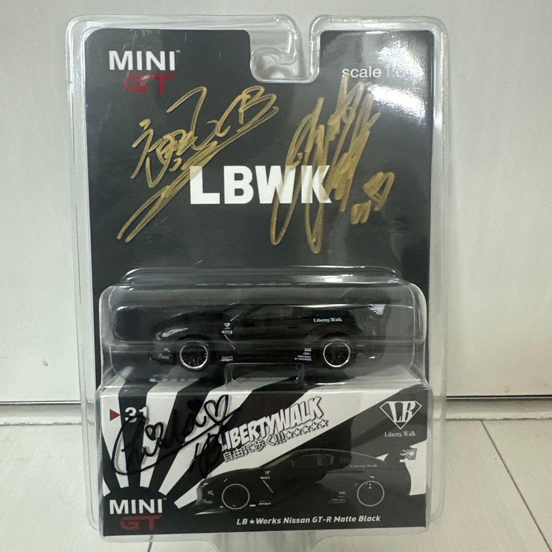 LB★Works Nissan GT-RMatte Black 直筆サイン入り