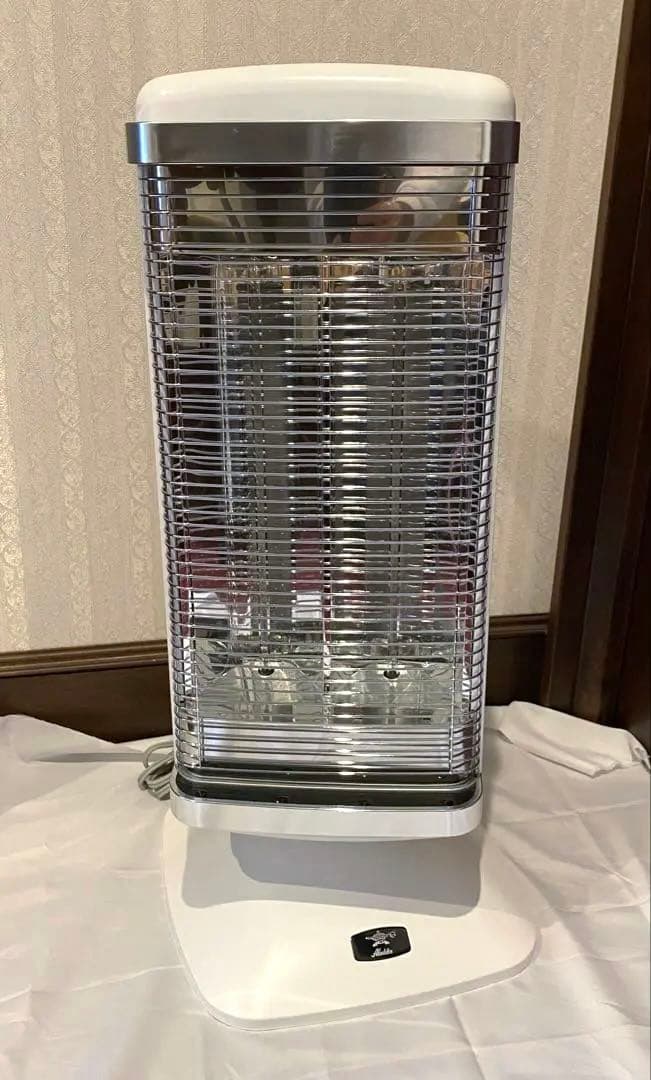 ALADDIN アラジン 遠赤 グラファイト ヒーター CAH-2G10EY 白