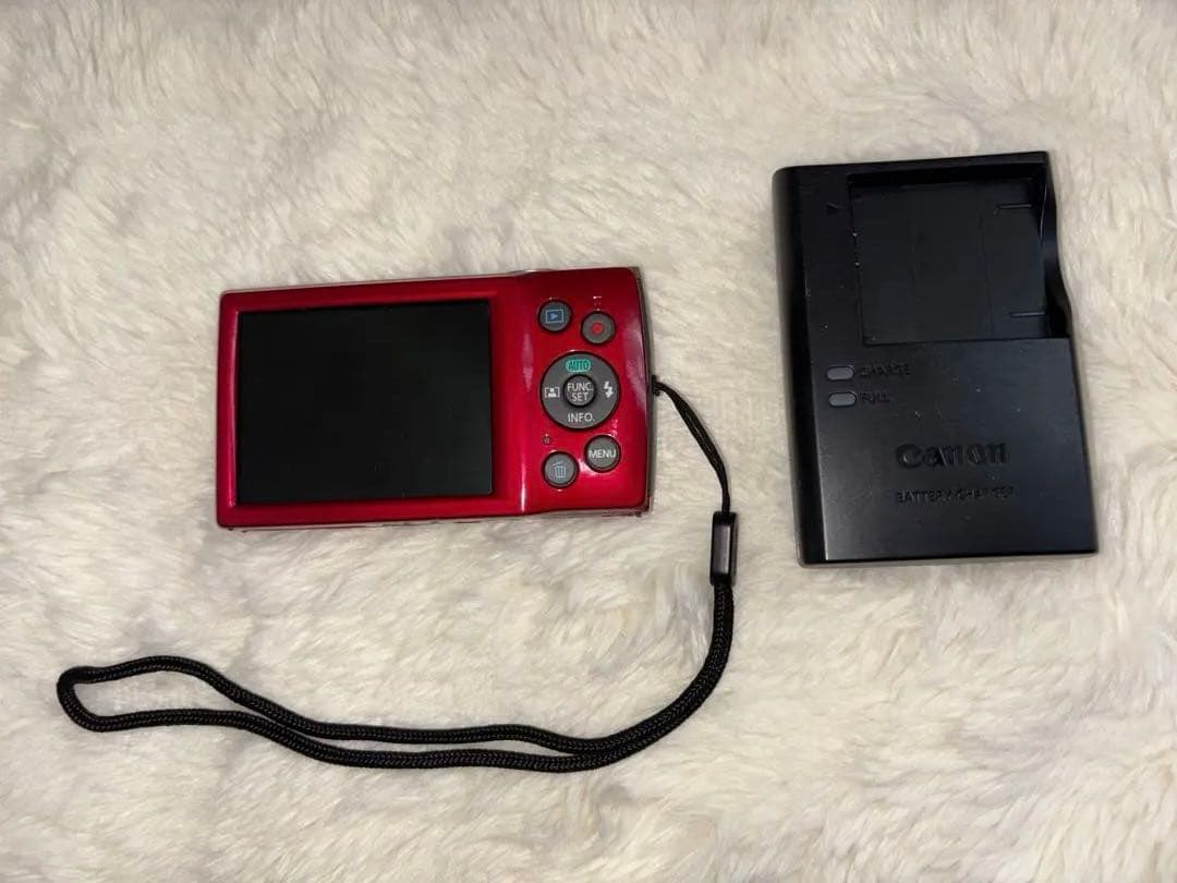 美品　Canon IXY レッド コンパクトデジタルカメラ