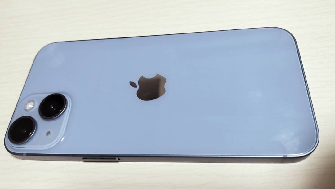 Apple iPhone 14ブルー 本体 画面に軽いヒビあり