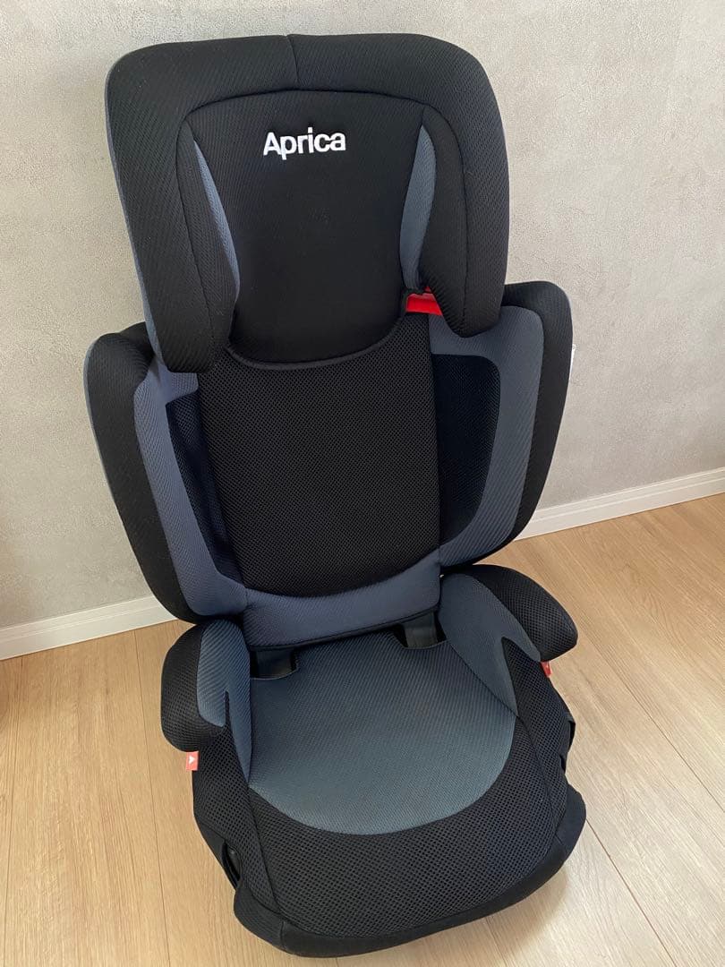 Aprica ジュニアシート エアライドAB ブラック