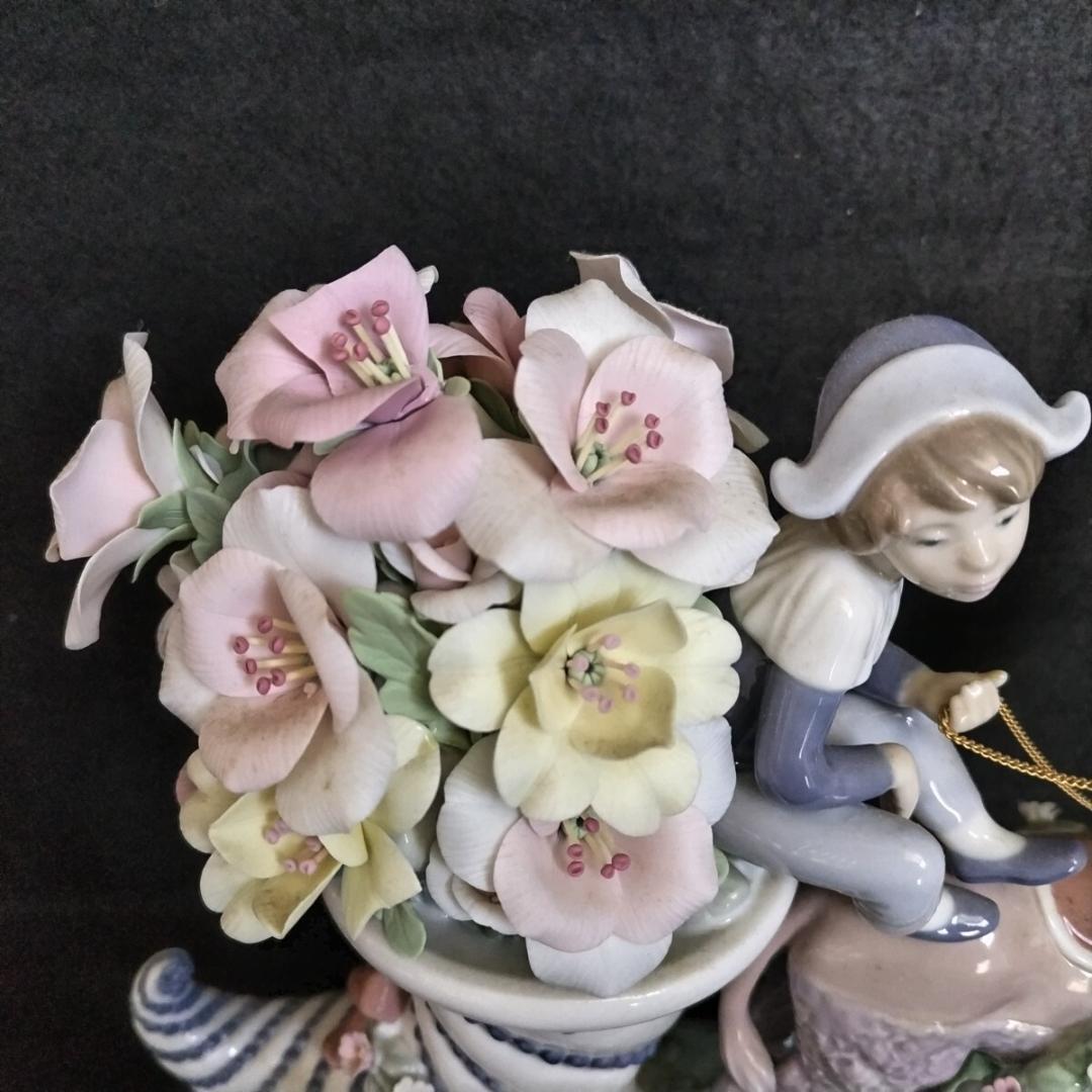 世界限定5000体 LLADRO 磁器人形 『夢の旅立ち』花びらのかけあり