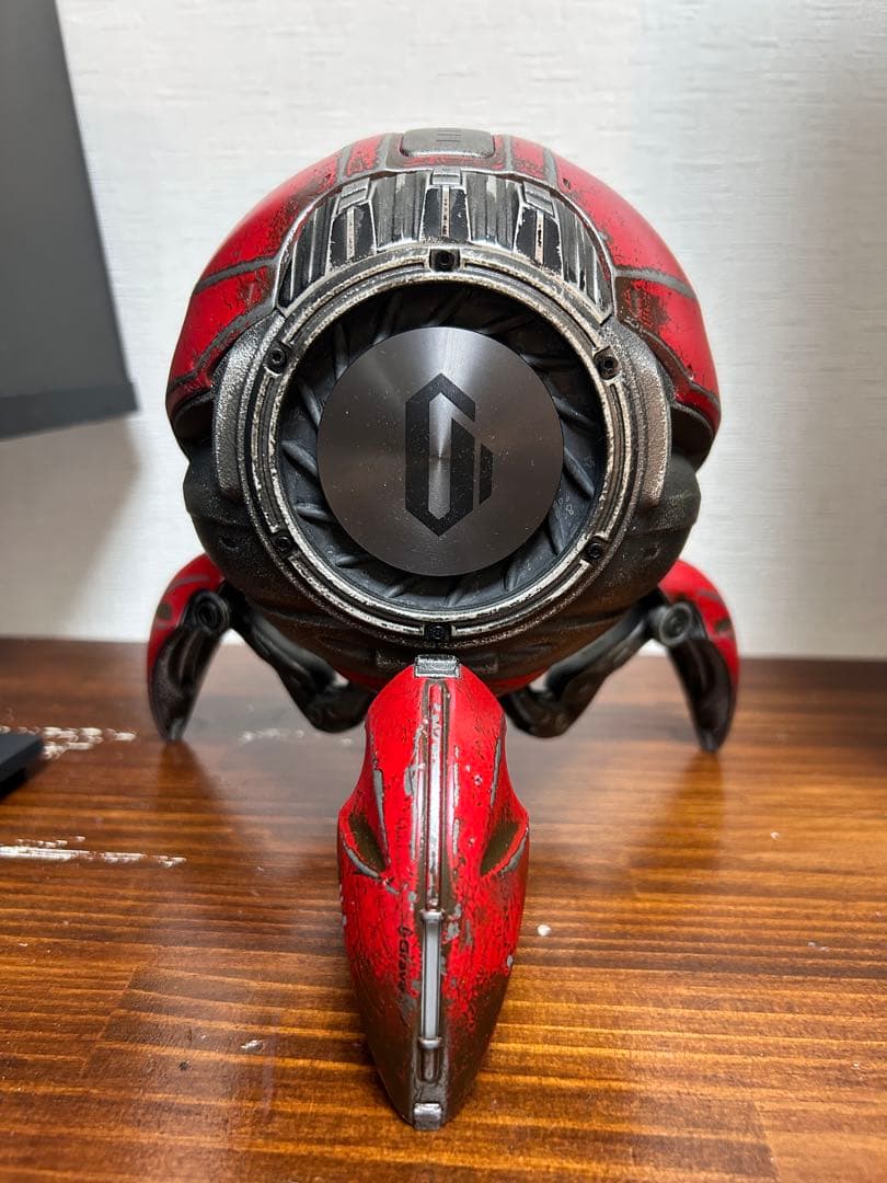 Gravastar War Damaged (赤) Bluetoothスピーカー