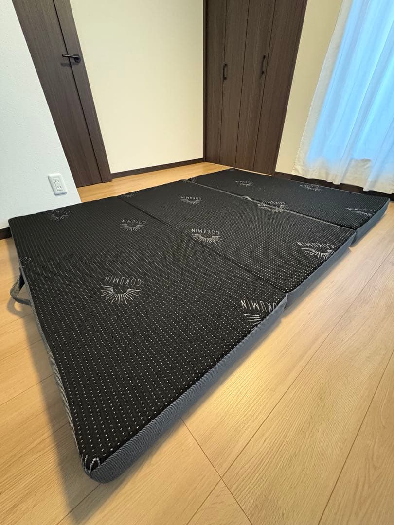 GOKUMIN マットレス　厚さ10cm 三つ折り　ダブル