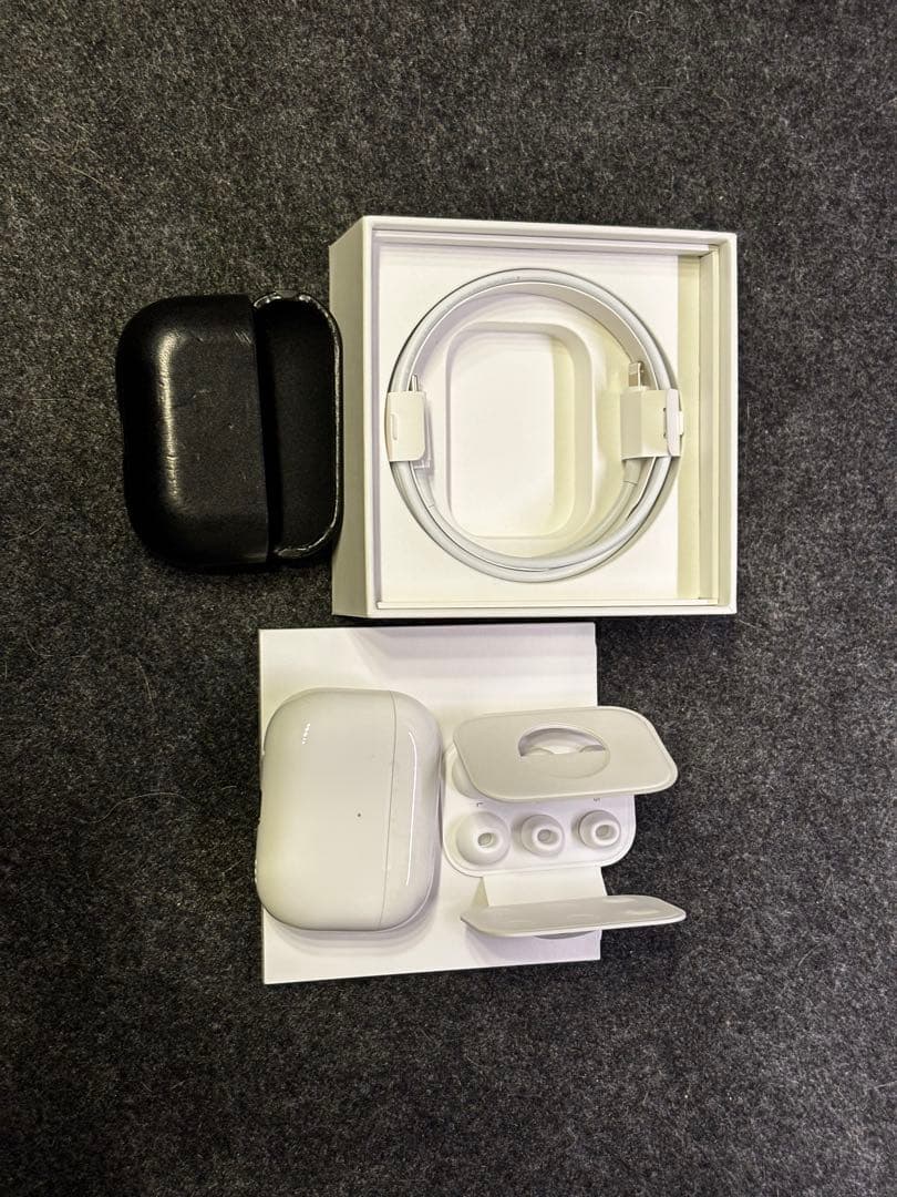 AirPods Pro 第2世代（本革レザーケース付）Lightning