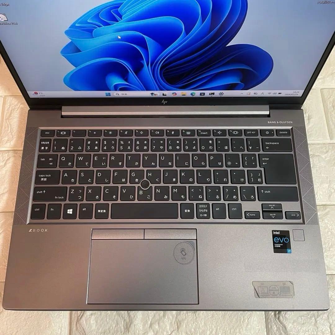 即戦力★GPU搭載 Core i7/16GB SSD512GB HP ZBook