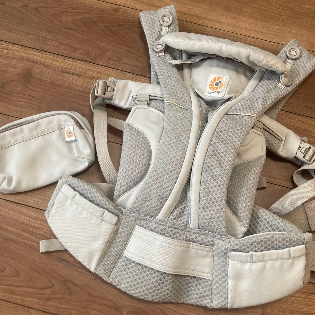 エルゴベビー　オムニブリーズ　グレー