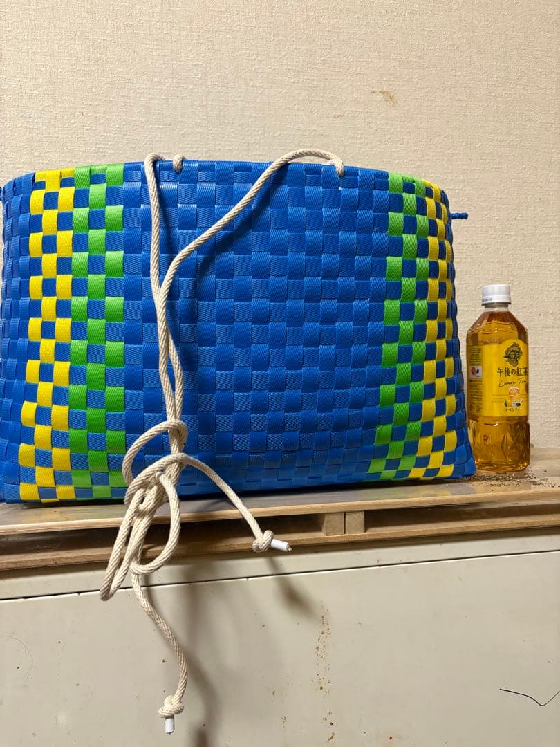 ひとちゃん　（作業用プラカゴ）