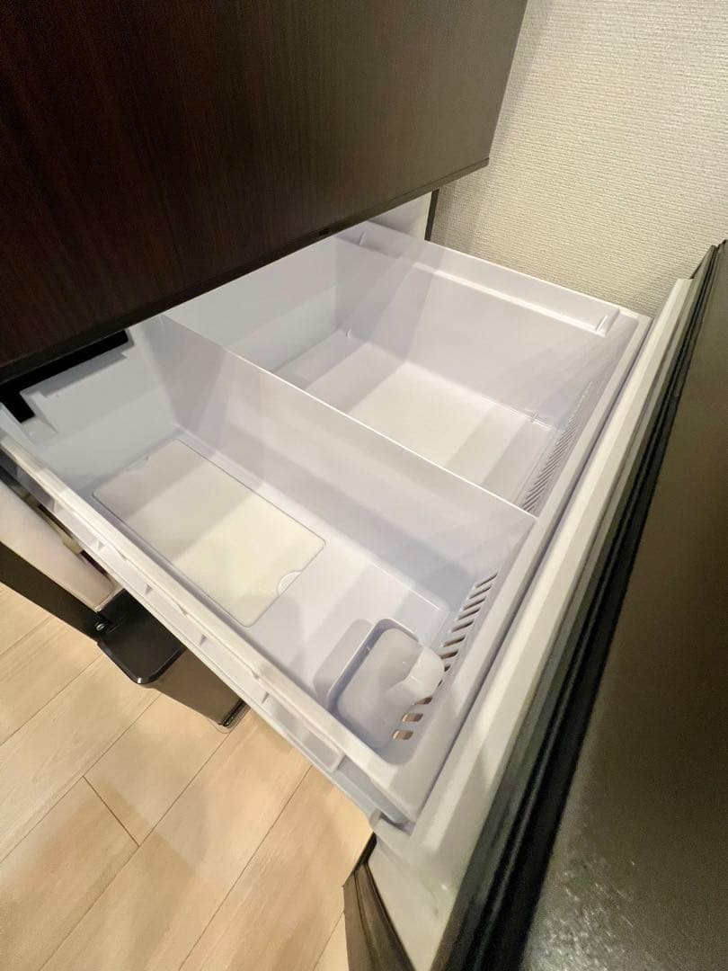 m*様 【12日まで値下げ】AQUA 大容量冷蔵庫 AQR-V43J (T) 4