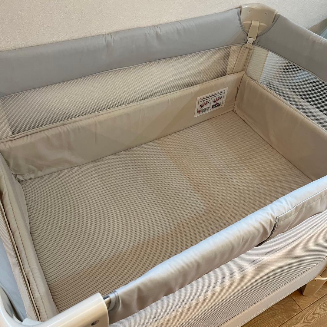 アップリカ　ココネルエアーAB ホワイトグレーWH