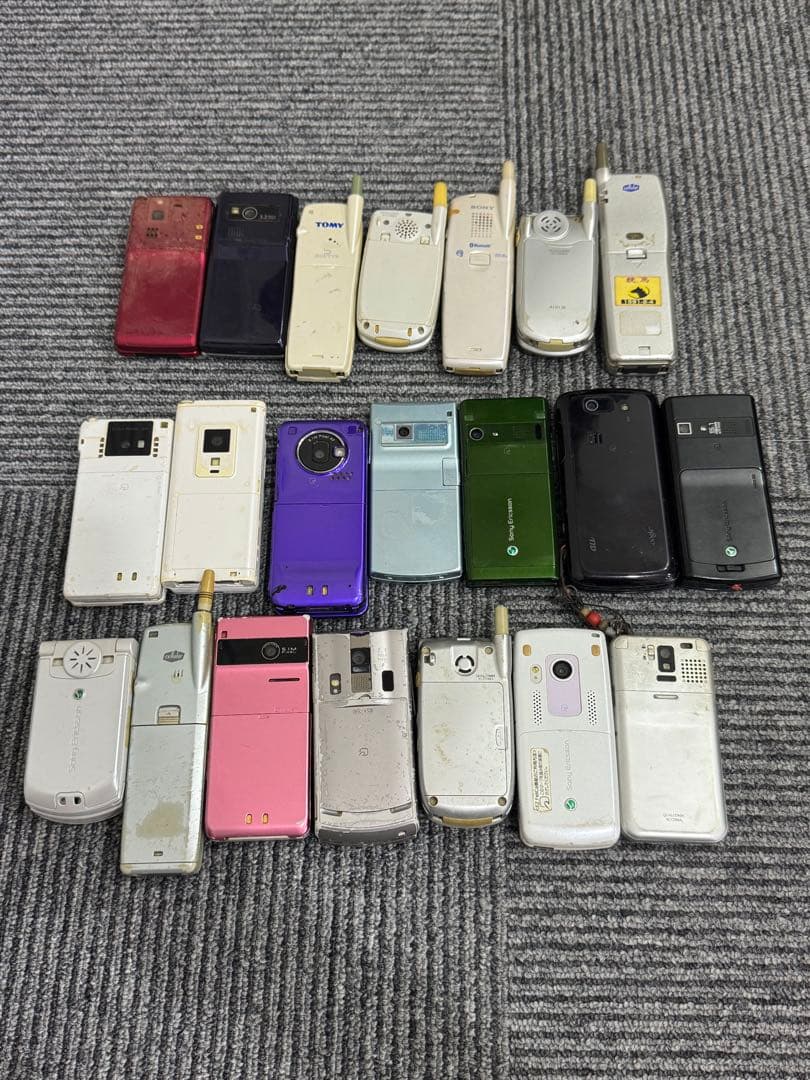 いちのしっぽガラケー　21台セット