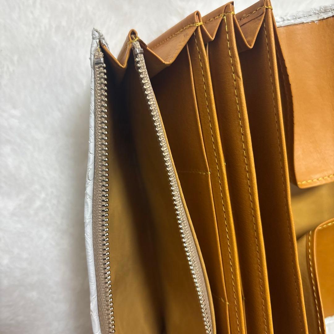 アイソラ　パイソン　限定マットホワイト　ギャルソン財布