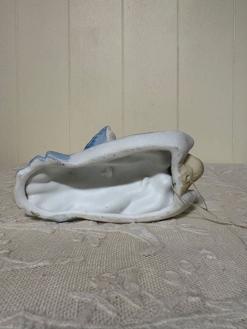 フランスアンティーク　ビスク　天使の聖水盤　壁掛け