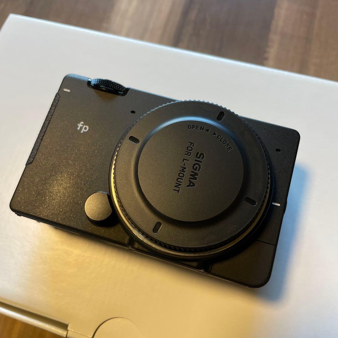 【美品】シグマ SIGMA fp 45mm F2.8 DG DN キット