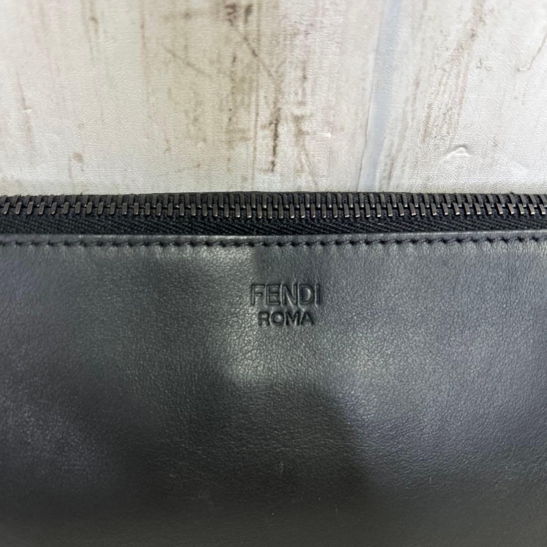 FENDI クラッチバッグ モンスター セカンドバッグ　バグズ　　レザー