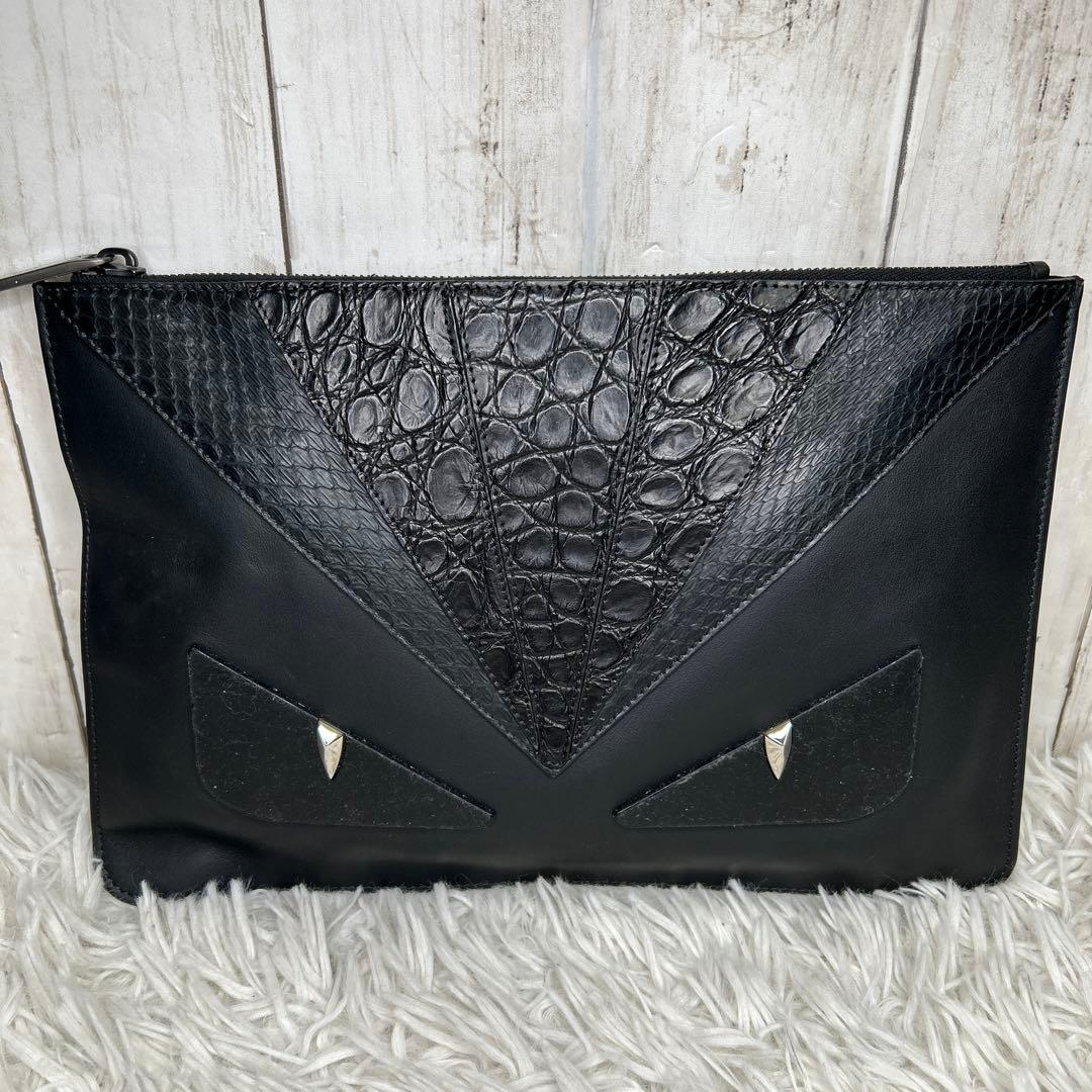 FENDI クラッチバッグ モンスター セカンドバッグ　バグズ　　レザー