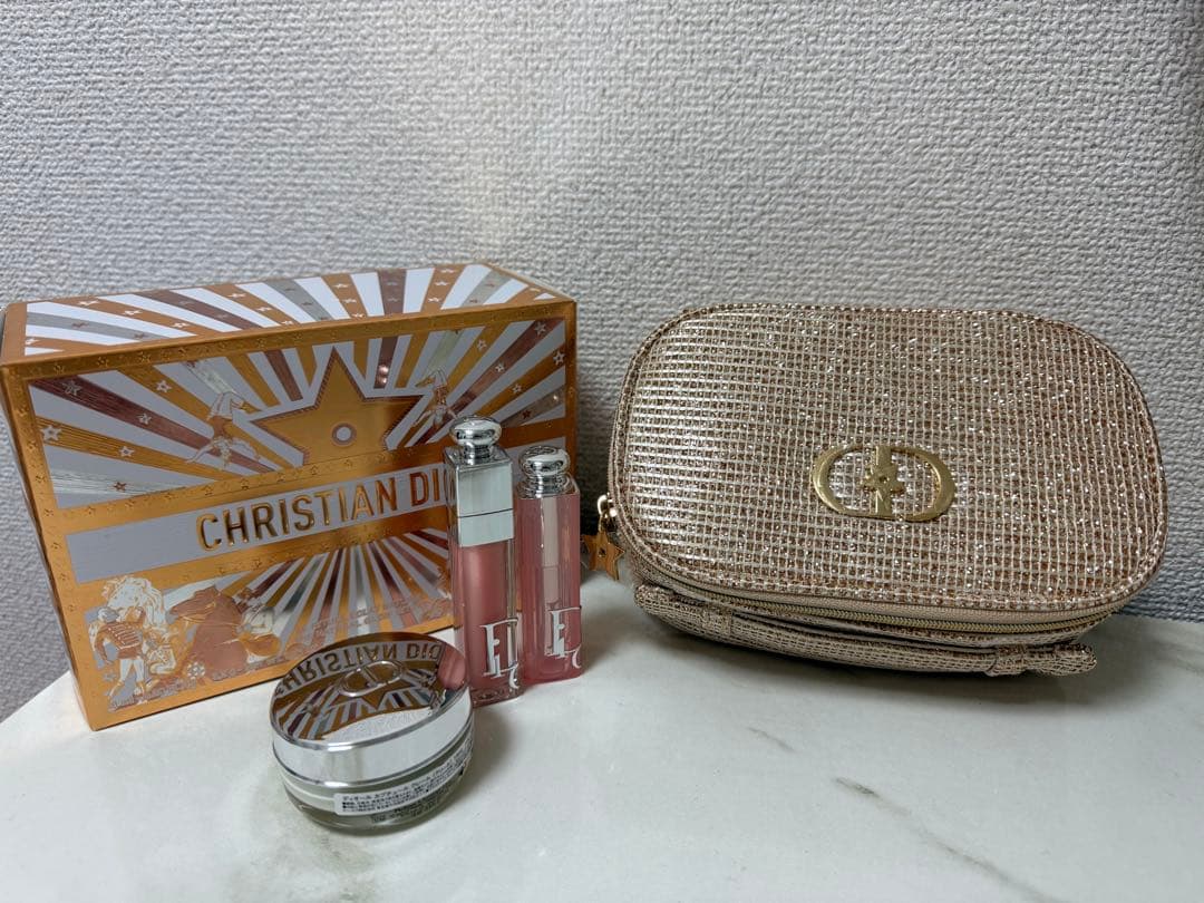 【新品未使用】　DIOR 2025ホリデーオファー ポーチセット 限定品