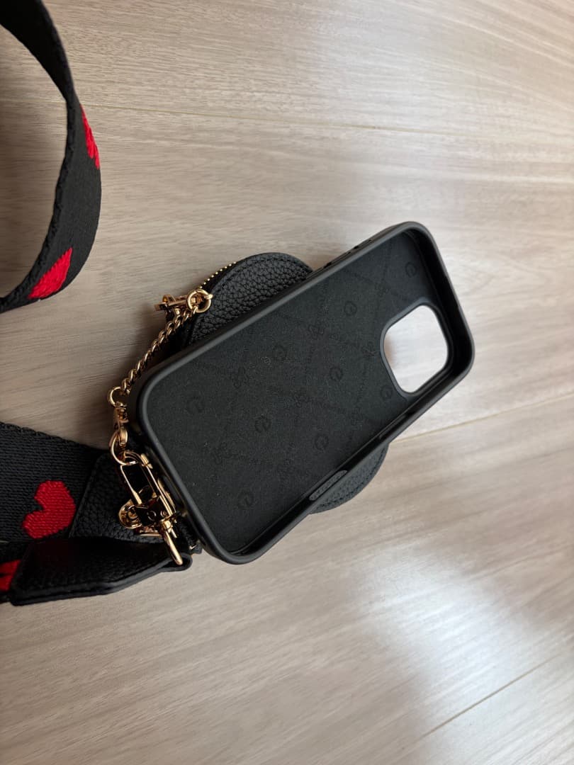 CUSTYPE　iPhone17 期間限定即割引