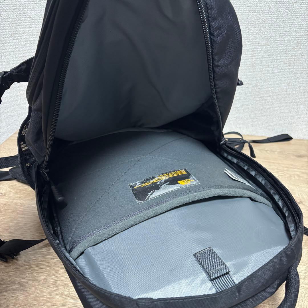 ノースフェイス　ボレアリス　リュック　黒　メンズ　レディース　ブラック　バッグ