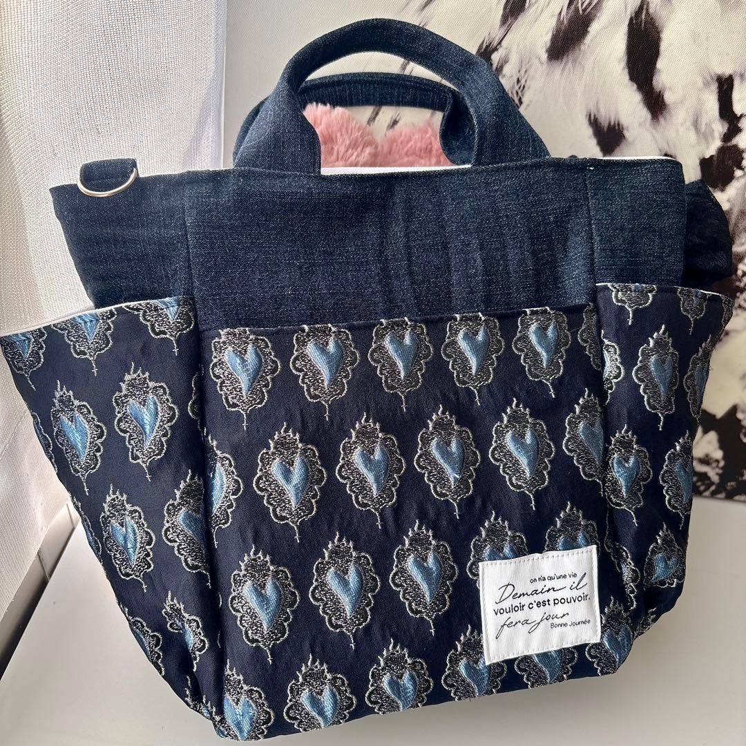 m*e様 コヤンイサムチョン　ルミちゃん　バック　艶ハート　ネイビー　ピンクファ