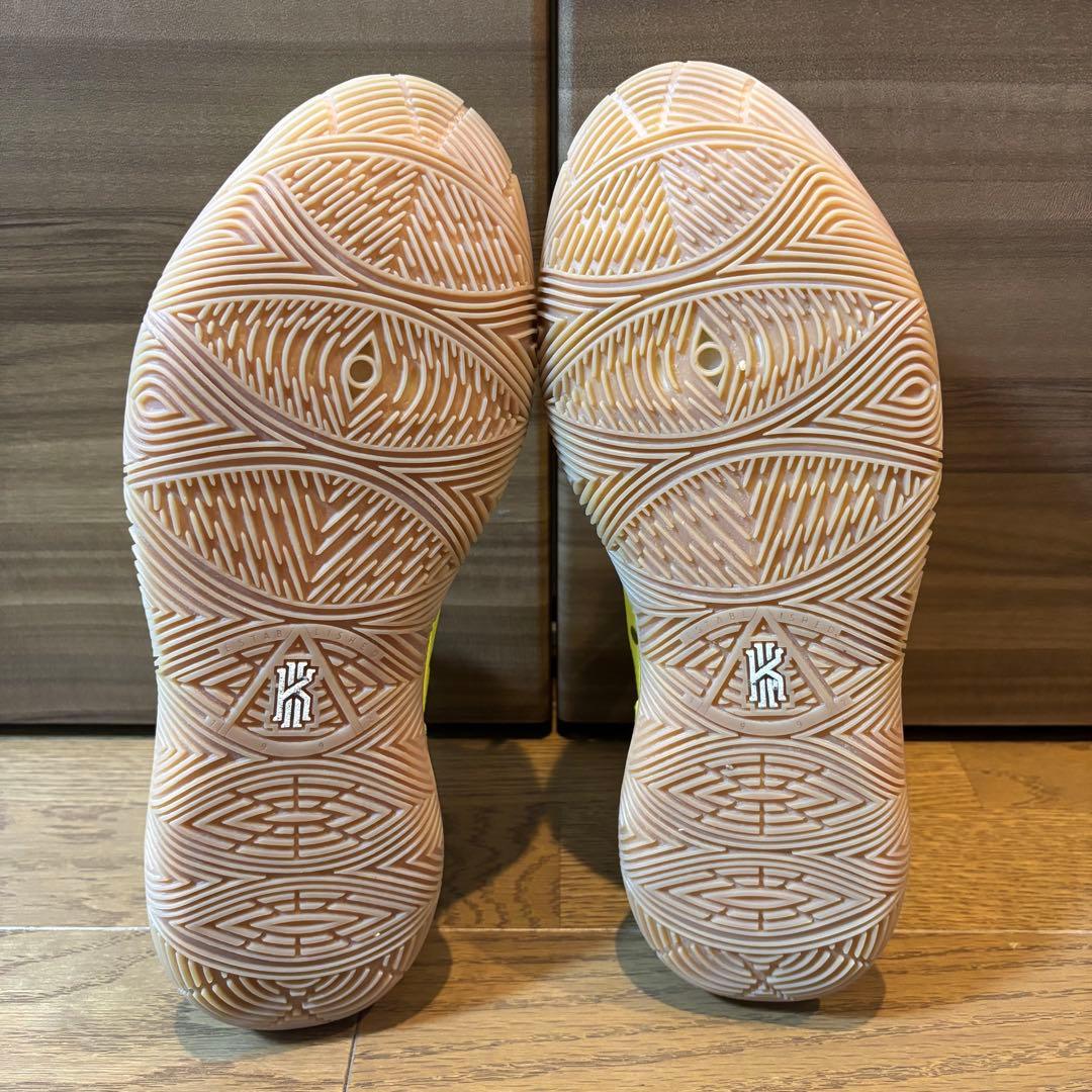 【激レア】Nike Kyrie 5 Spongebob US11