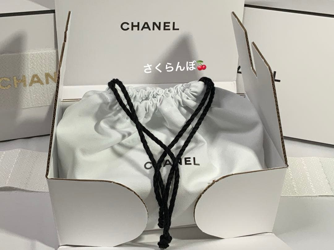 CHANELルージュ アリュール ヴェルヴェット レ ペルル セット オブ 2