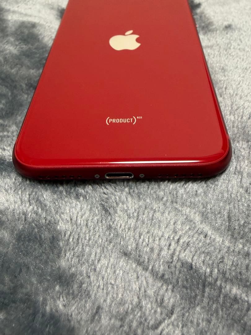 iPhoneSE 第3世代　レッド　64GB