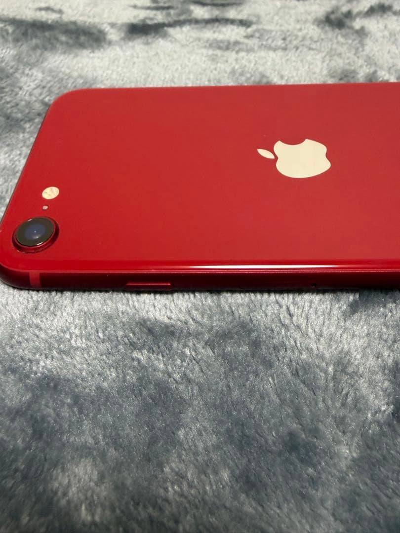 iPhoneSE 第3世代　レッド　64GB