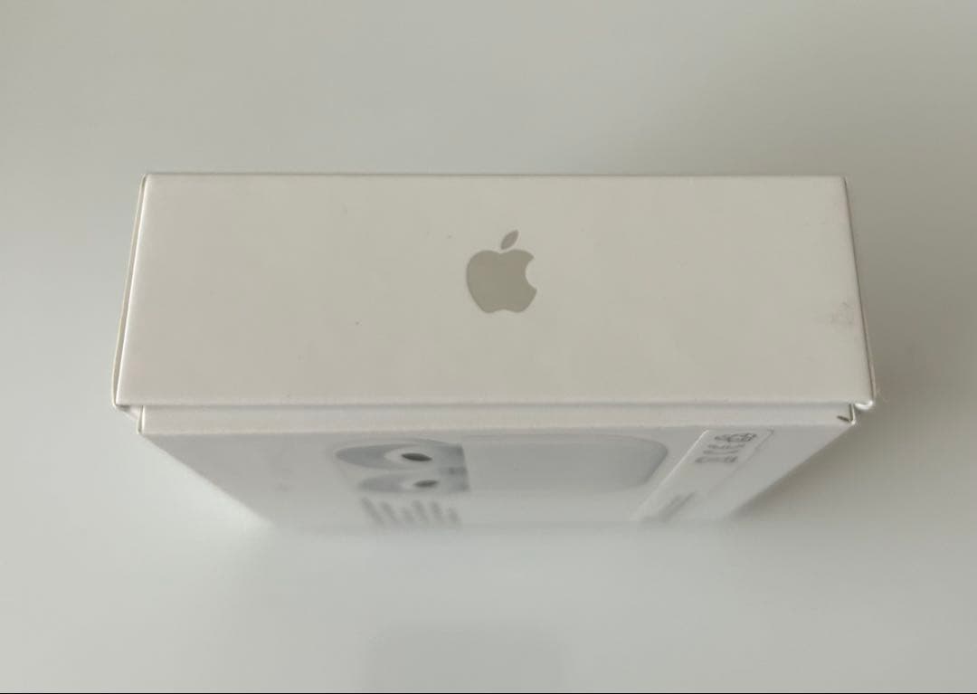 Apple AirPods 第3世代 MagSafe Lightning