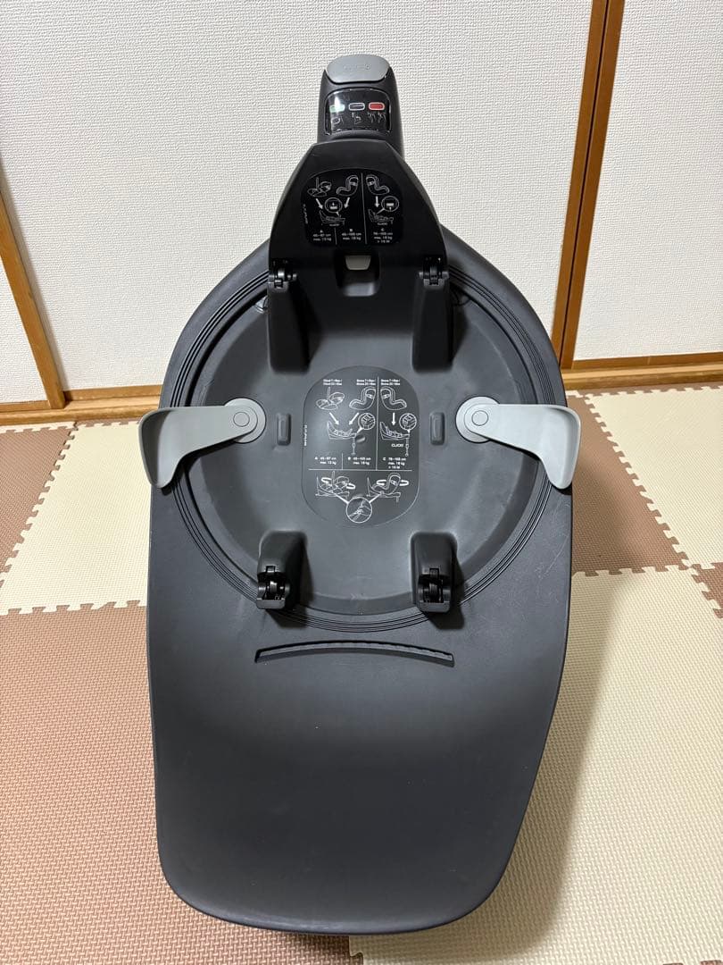 サイベックスcybex ベースT ベビーシート用ベース