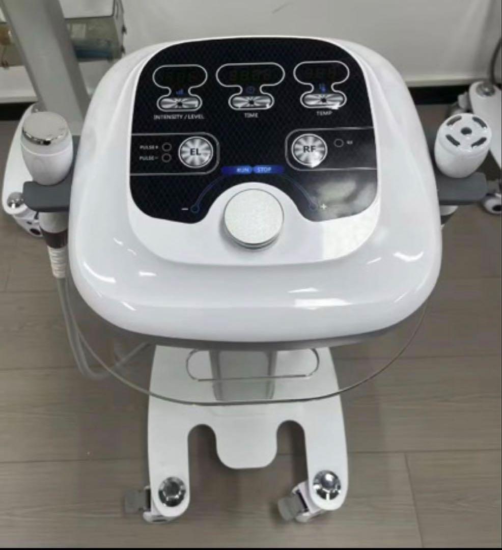 エレクトロポレーション RF美顔器　美容機器　美容液導入