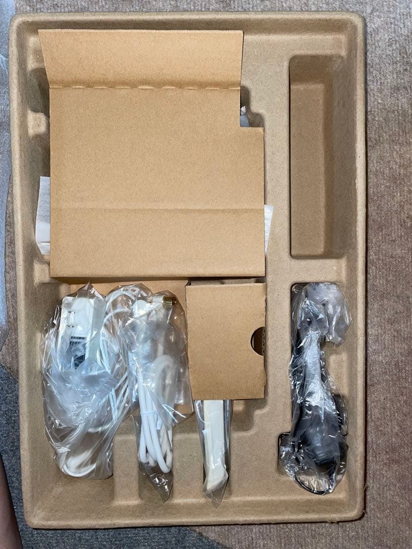 ポータブルテレビ UN15C9NW 15