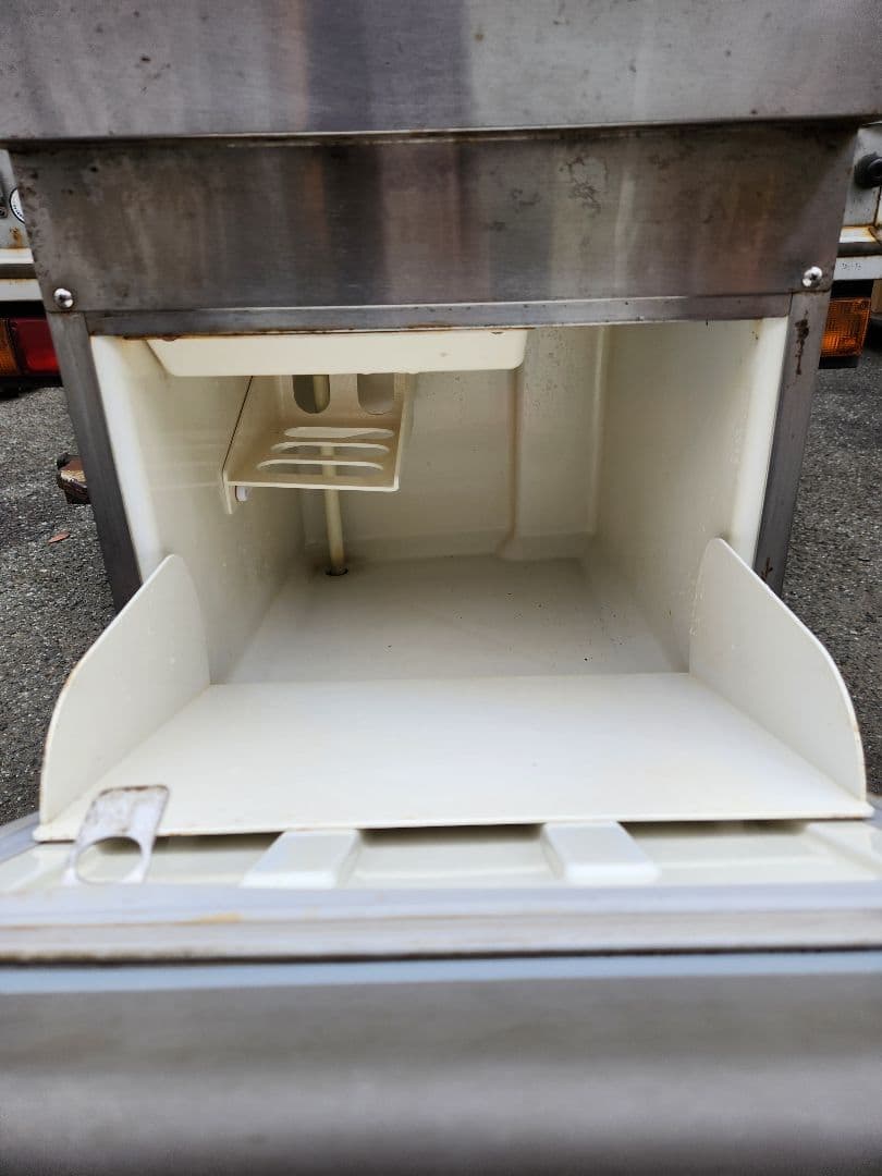 フクシマキューブアイス製氷機 25kg タイプ FIC-A25KT