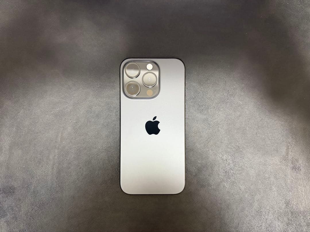 iPhone 15 Pro 256GB SIMフリー ケース・保護フィルム付き