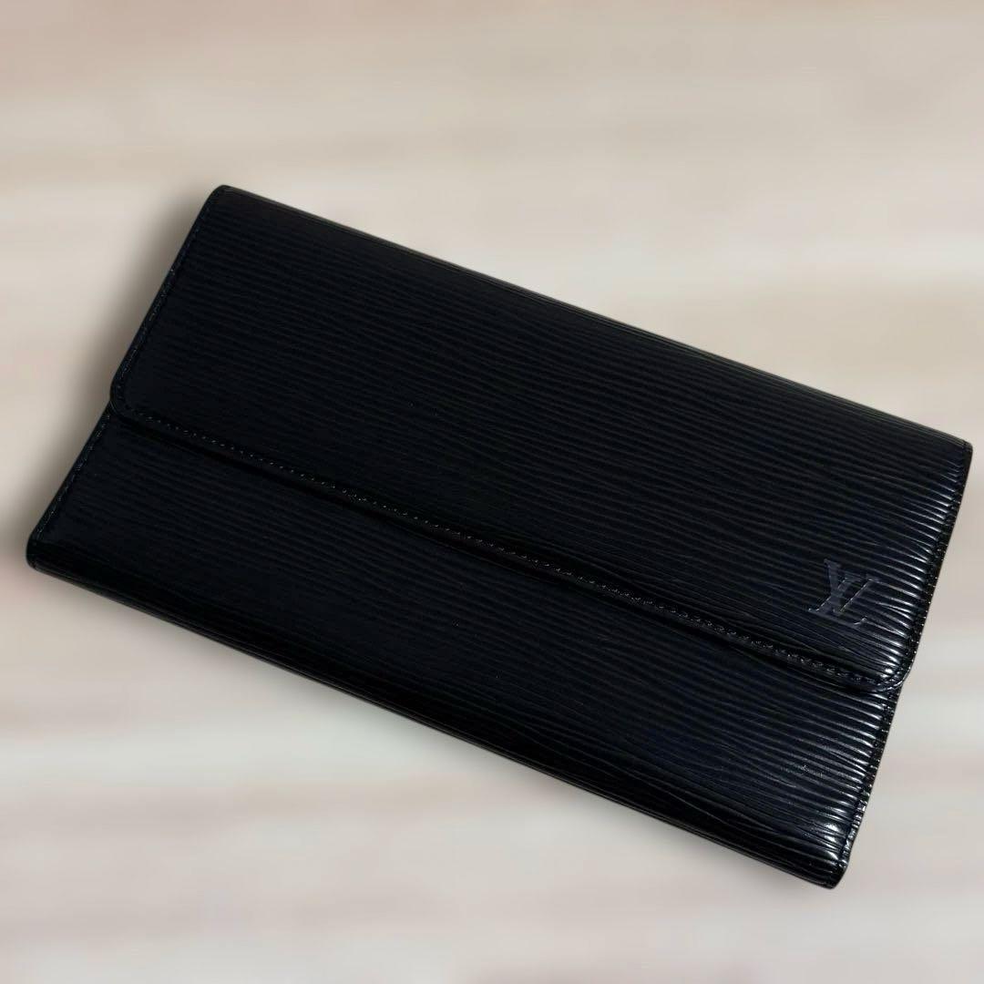 LOUIS VUITTON ルイヴィトン ポルトフォイユ インターナショナル