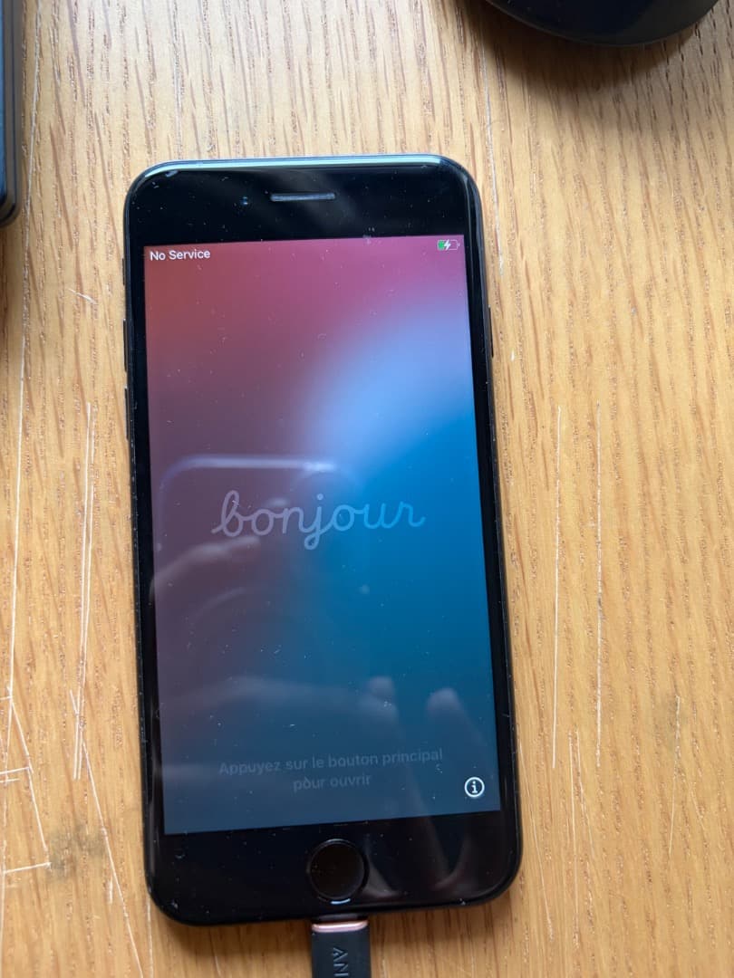 スマートフォン本体 iphone se2