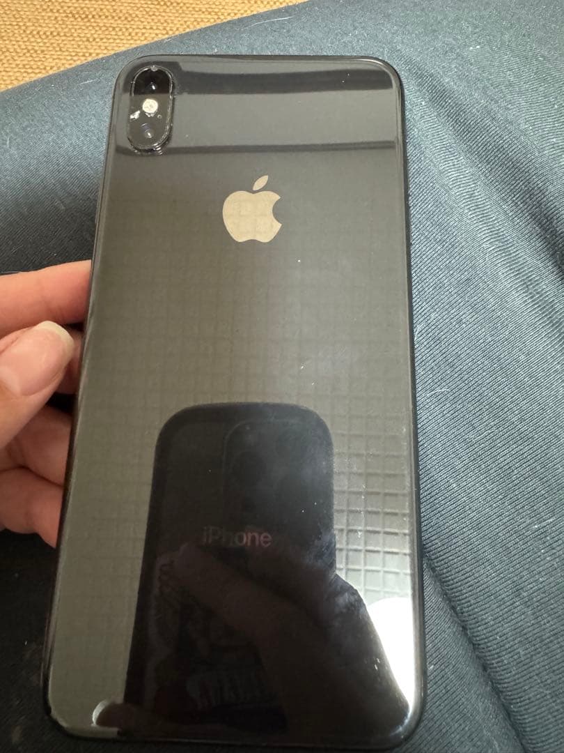 luffyiPhone XS Max 256G画面に傷ありSIMロック解済