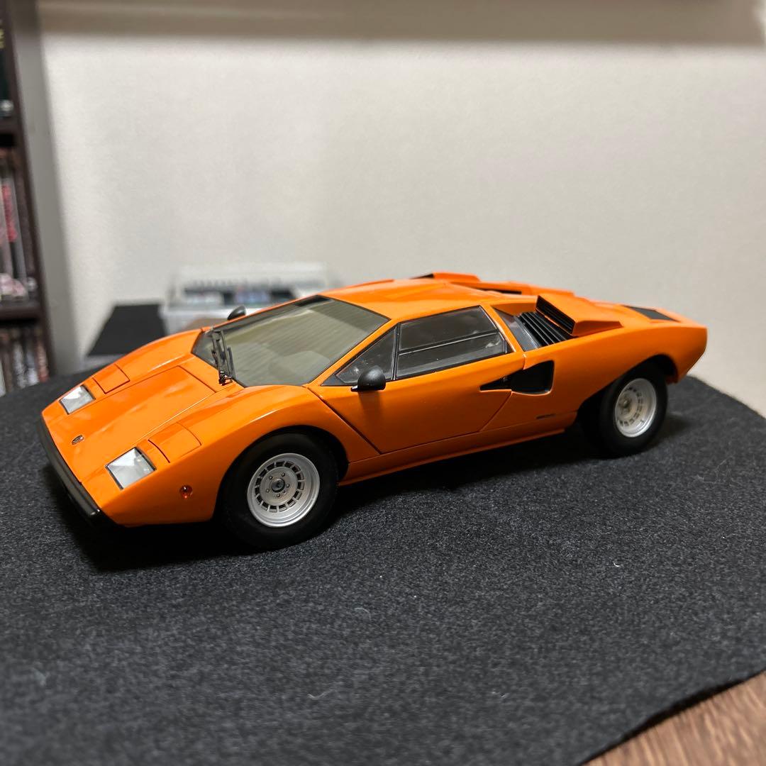 京商1/18ランボルギーニ カウンタック