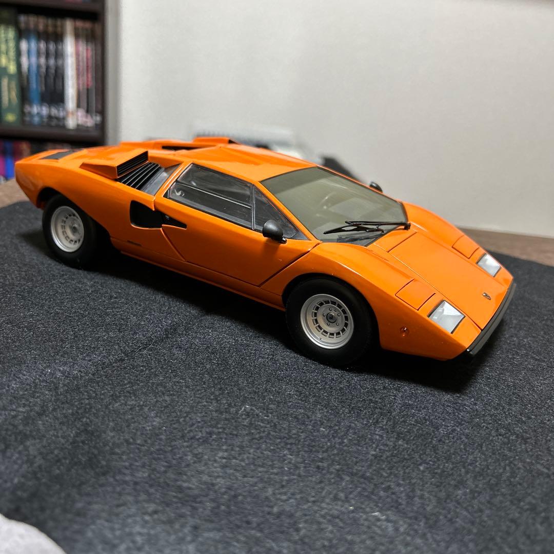 京商1/18ランボルギーニ カウンタック
